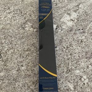 Barely Xtensions Black 18” Clip-in Hair Extensions